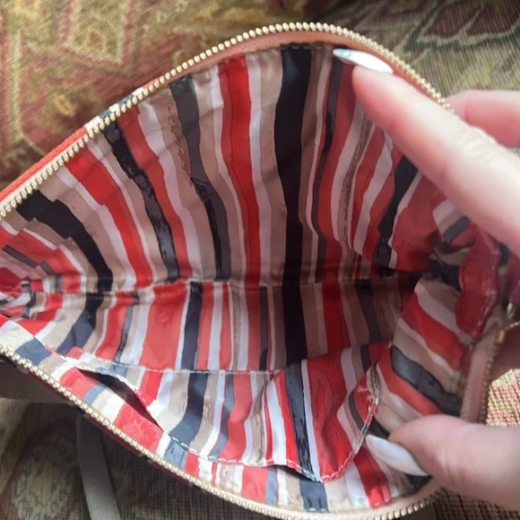 Coach B4 Desert Sky Neutral Crossbody NWOT - Picture 4 of 4